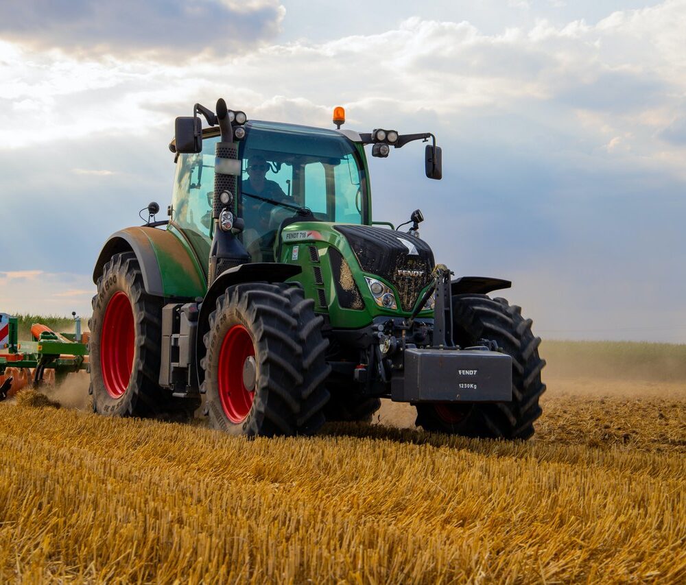 Kupno używanej maszyny rolniczej, o czym należy pamiętać?